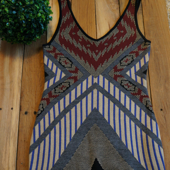 Anthropologie Dresses & Skirts - ASTR THE LABEL Patterned Low Cut Dress